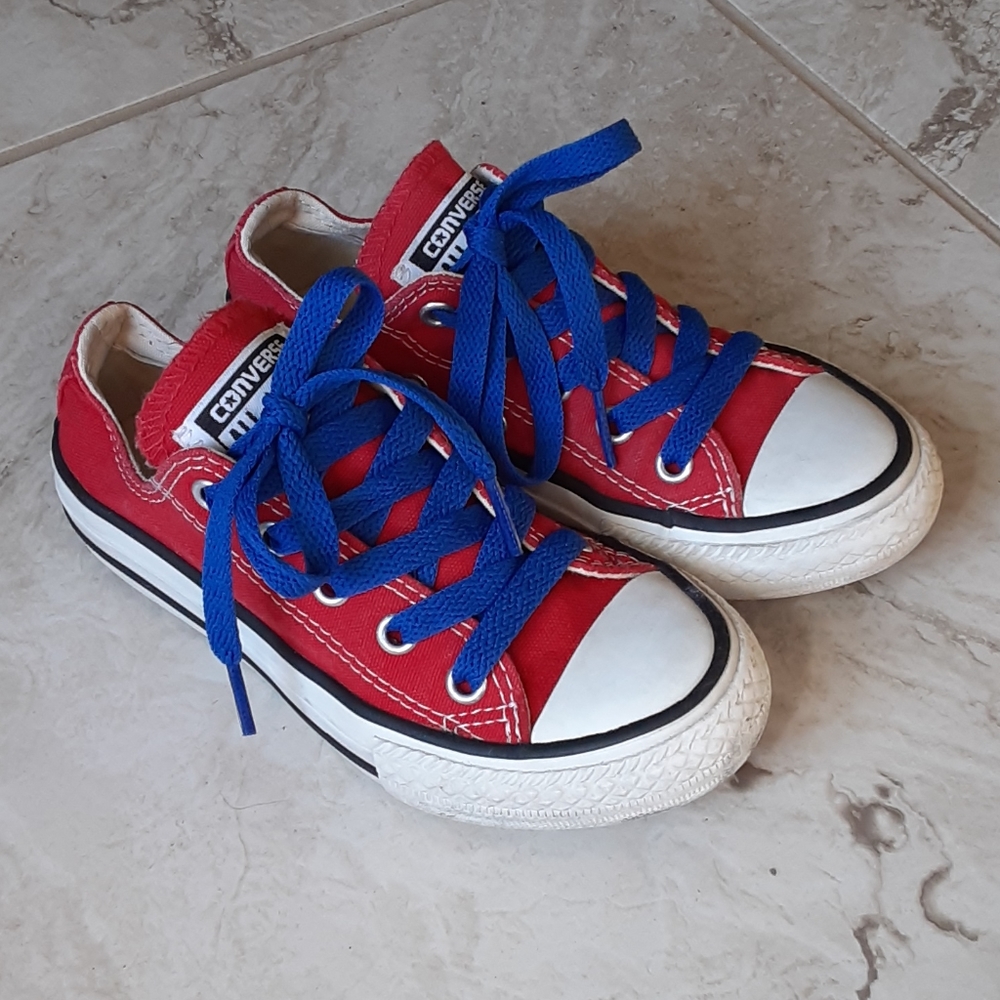 Unisex Chucks